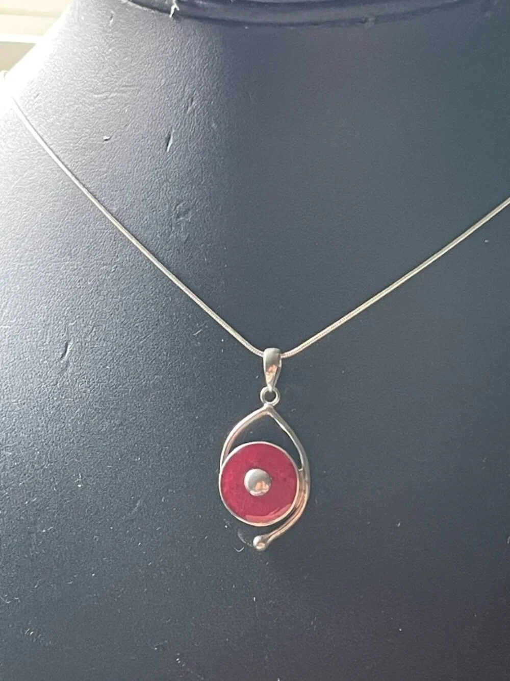 Vintage Sandy Baker Sterling Silver 925 Red Sponge Coral Disc Pendant Necklace